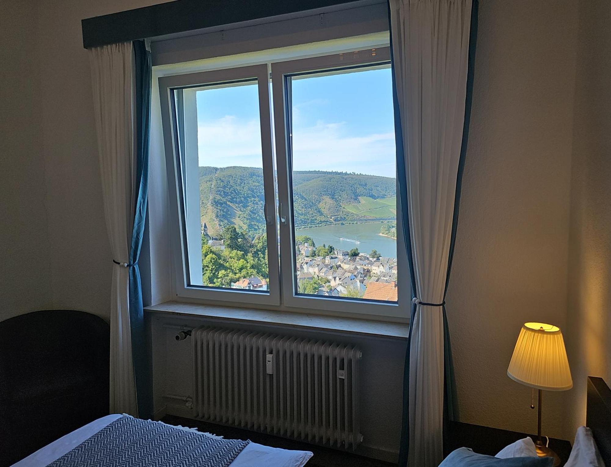 Little Rhineview Chateau Ug Boppard Bagian luar foto